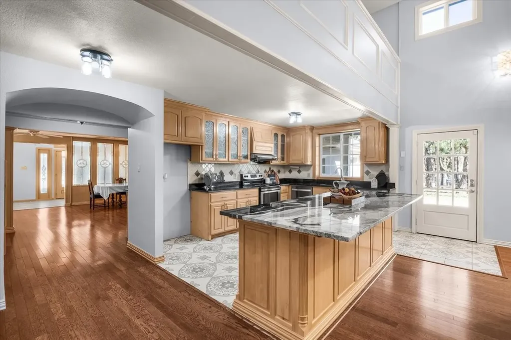 8248 Meadowbrook Drive Fort Worth TX 76120