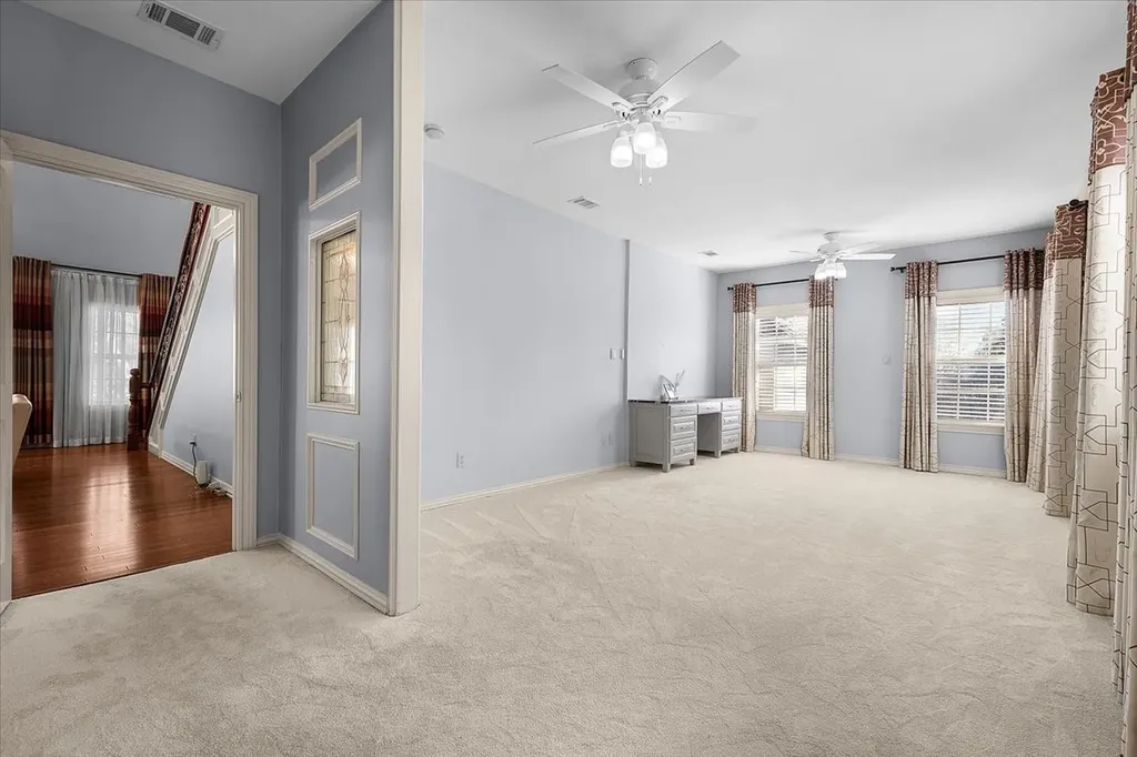 8248 Meadowbrook Drive Fort Worth TX 76120