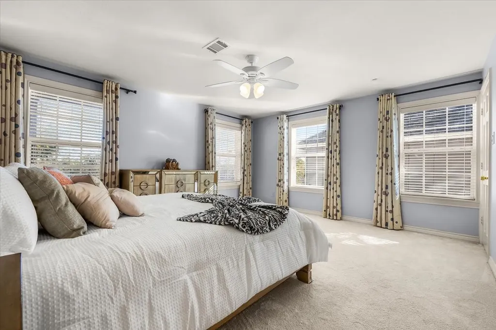 8248 Meadowbrook Drive Fort Worth TX 76120