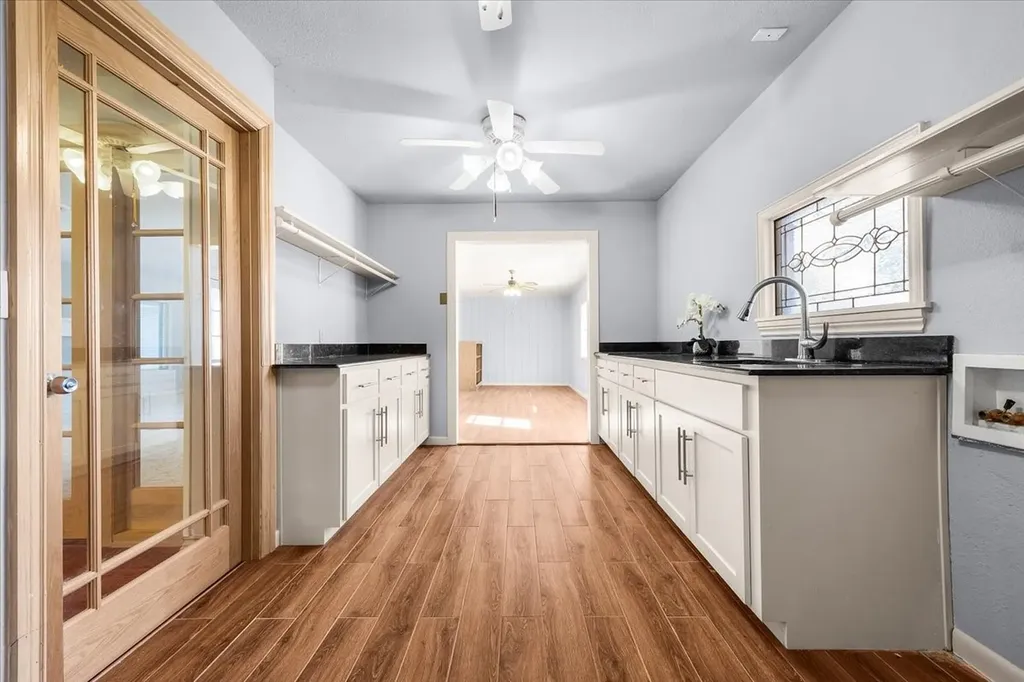 8248 Meadowbrook Drive Fort Worth TX 76120