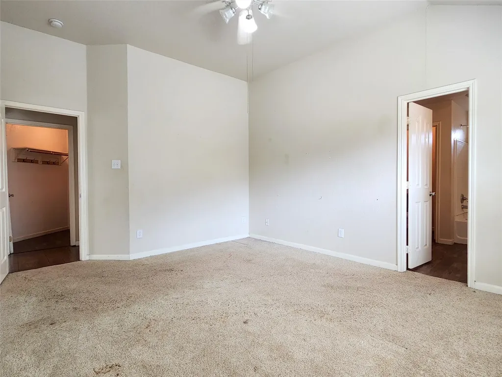 1605 Cardinal Way Aubrey TX 76227