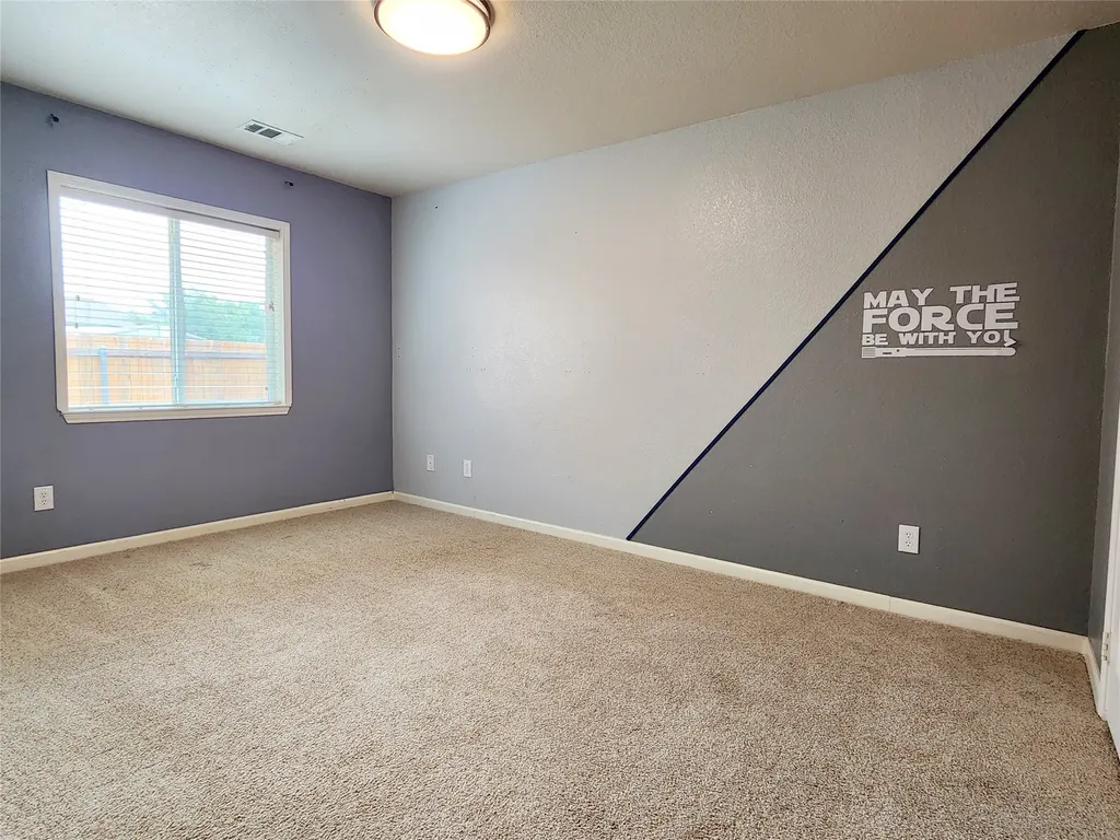 1605 Cardinal Way Aubrey TX 76227