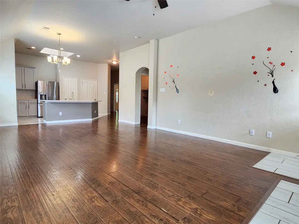1605 Cardinal Way Aubrey TX 76227