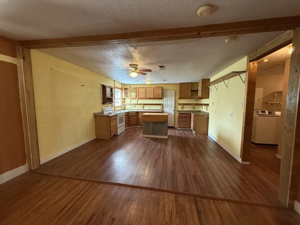 2204 Daniels Drive Joshua TX 76058