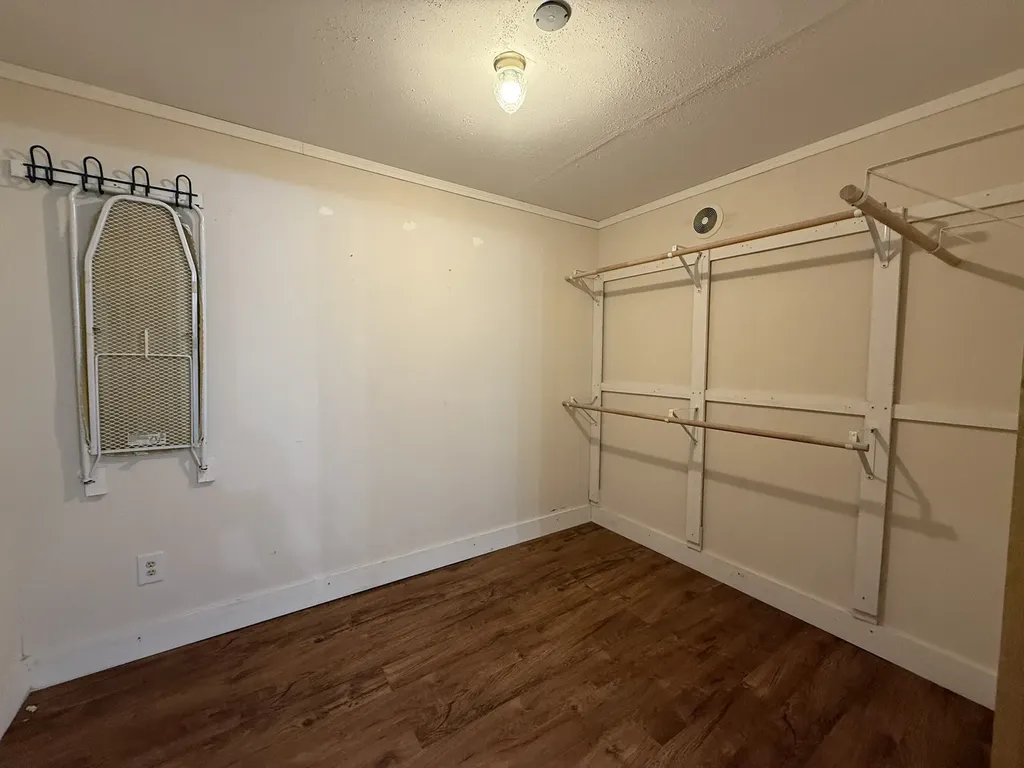 2204 Daniels Drive Joshua TX 76058