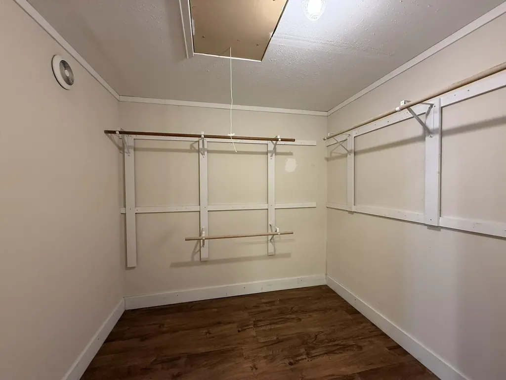 2204 Daniels Drive Joshua TX 76058