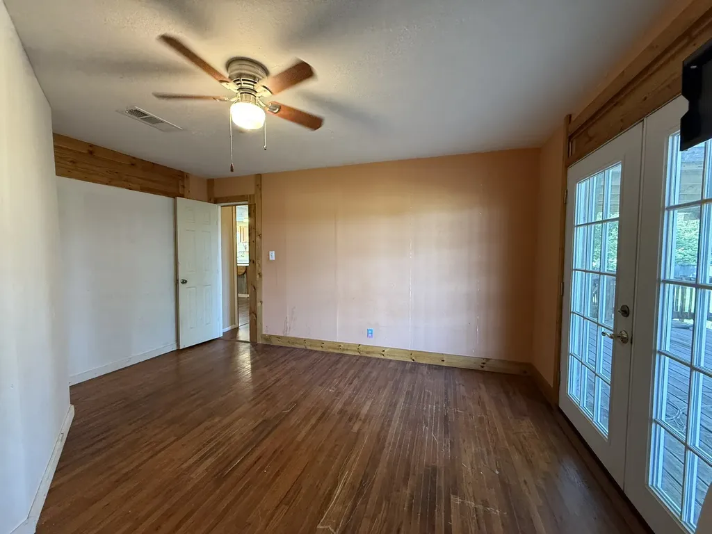 2204 Daniels Drive Joshua TX 76058