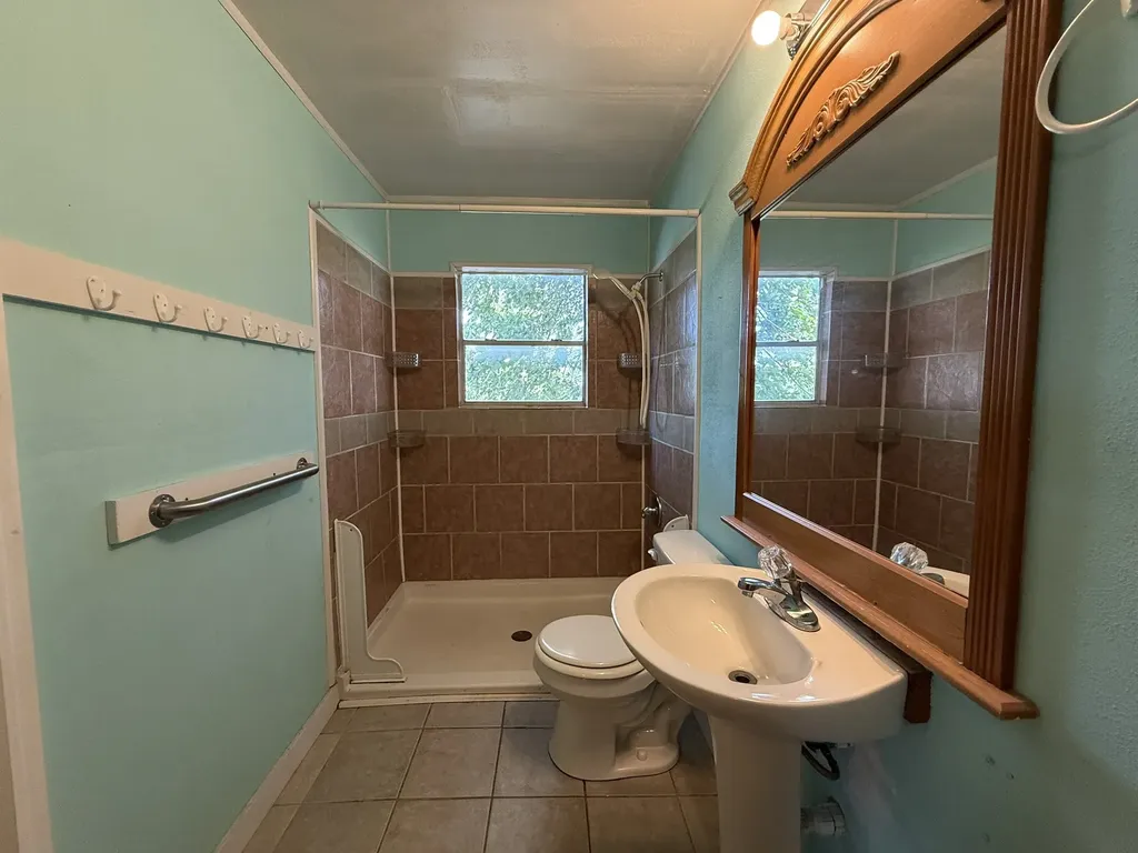 2204 Daniels Drive Joshua TX 76058