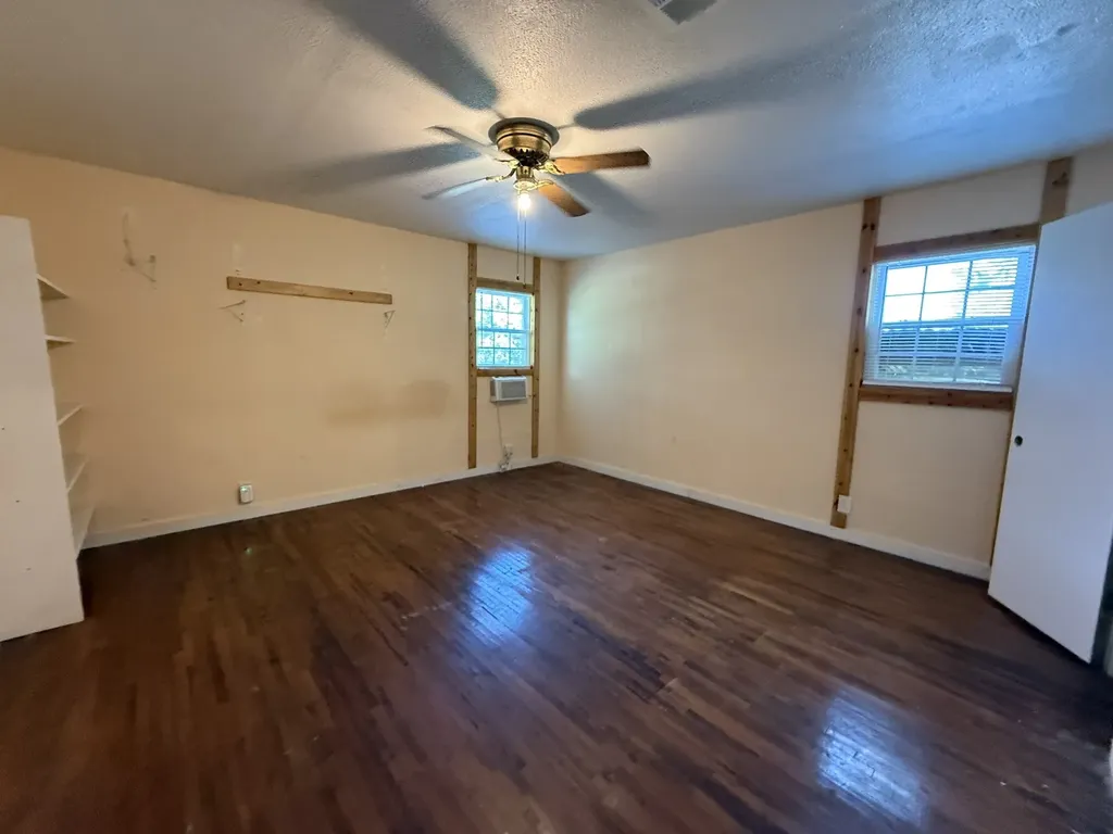 2204 Daniels Drive Joshua TX 76058