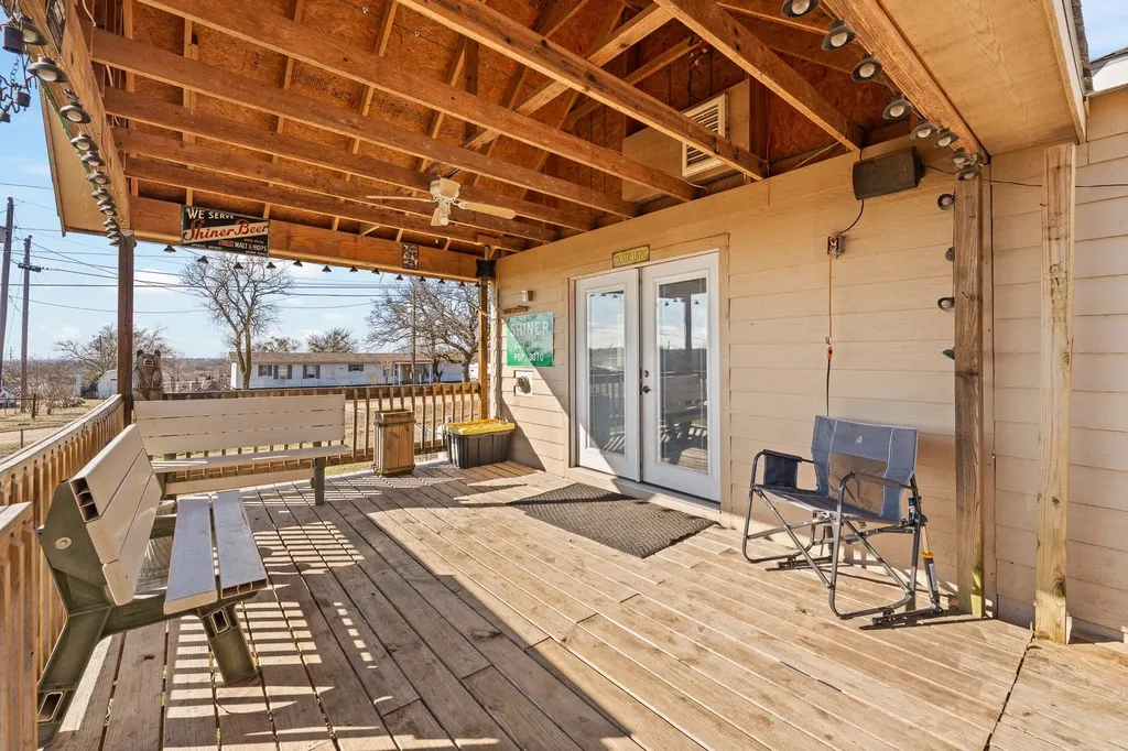 2204 Daniels Drive Joshua TX 76058