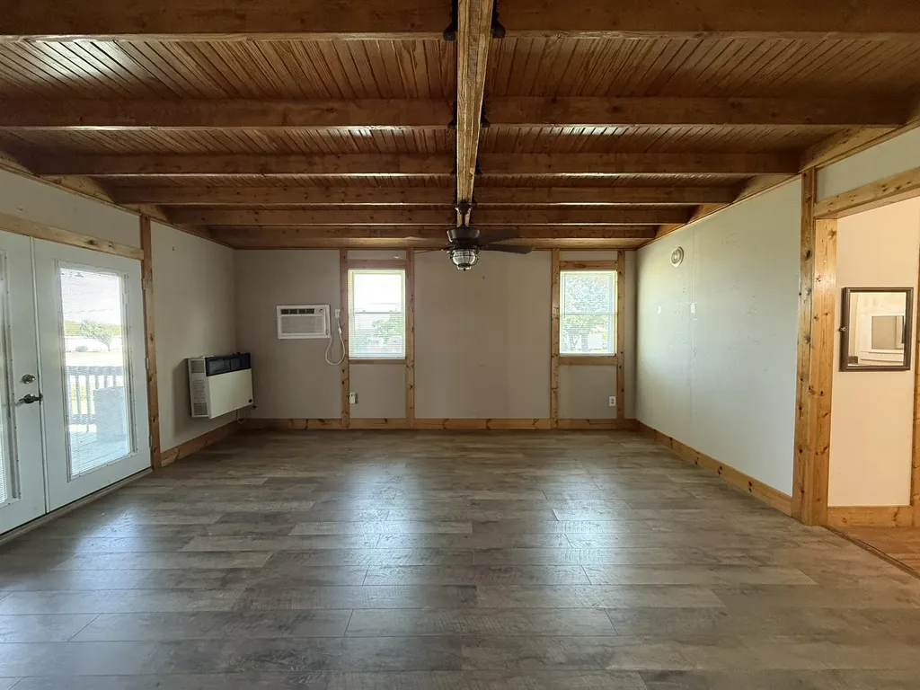 2204 Daniels Drive Joshua TX 76058