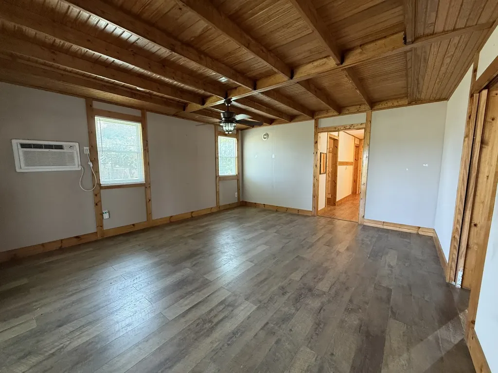 2204 Daniels Drive Joshua TX 76058