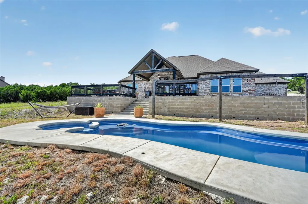 118 Cedar Mountain Drive Weatherford TX 76085