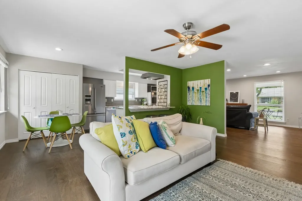 1239 Evergreen Drive Richardson TX 75080