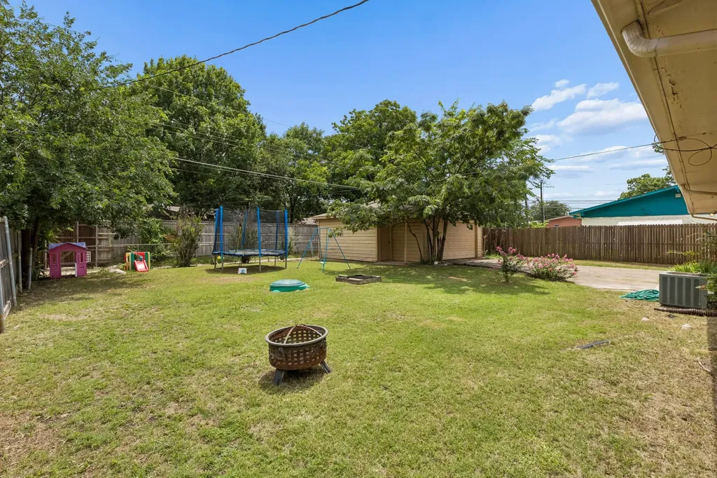 1239 Evergreen Drive Richardson TX 75080
