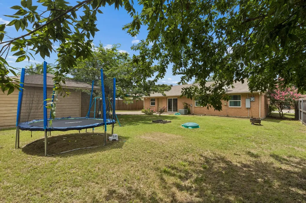 1239 Evergreen Drive Richardson TX 75080