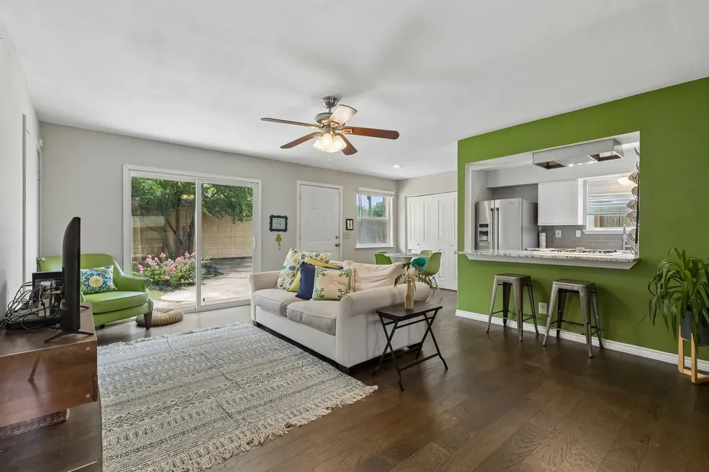 1239 Evergreen Drive Richardson TX 75080