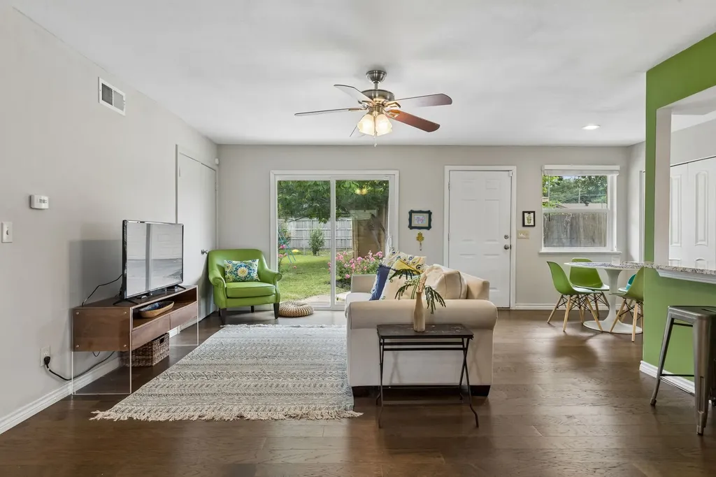 1239 Evergreen Drive Richardson TX 75080