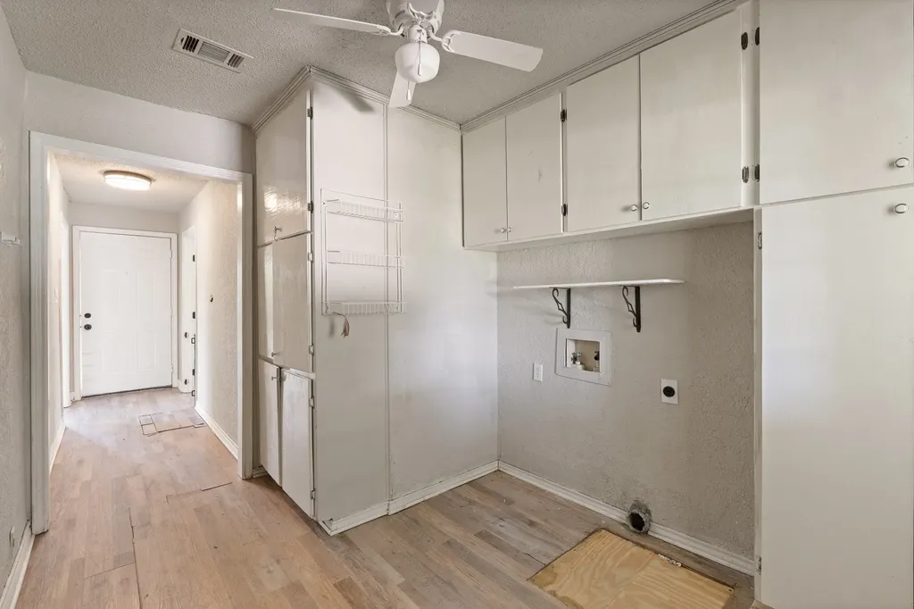111 W Shelton Street Alvarado TX 76009