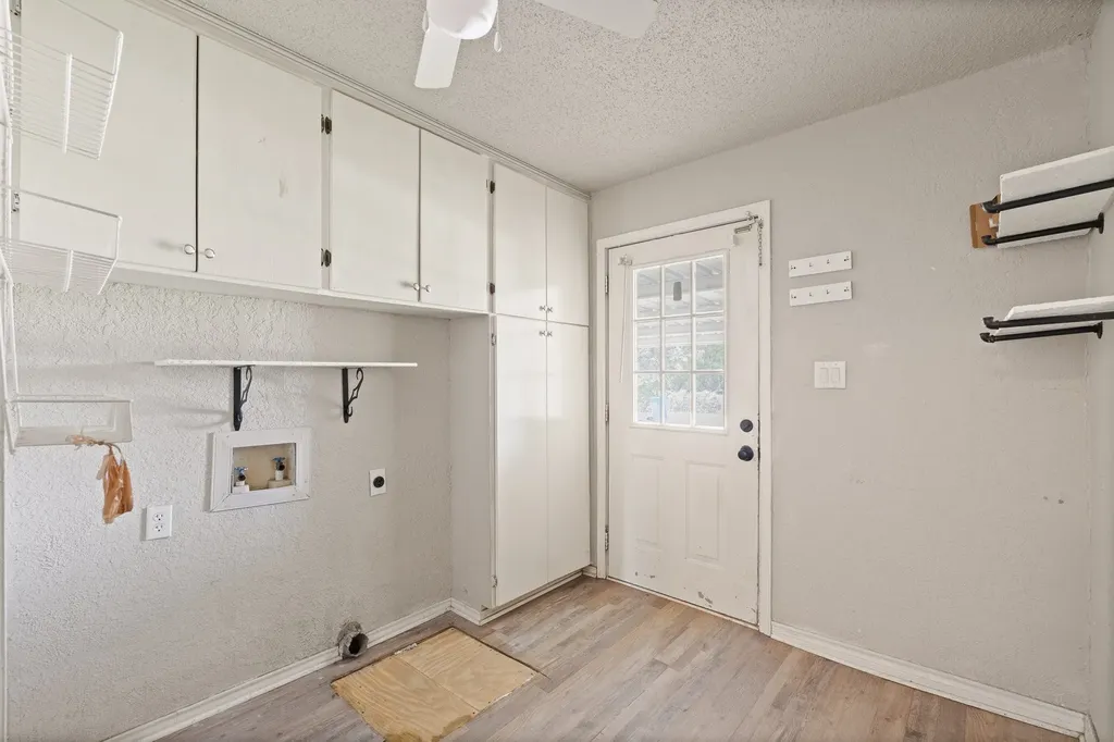 111 W Shelton Street Alvarado TX 76009
