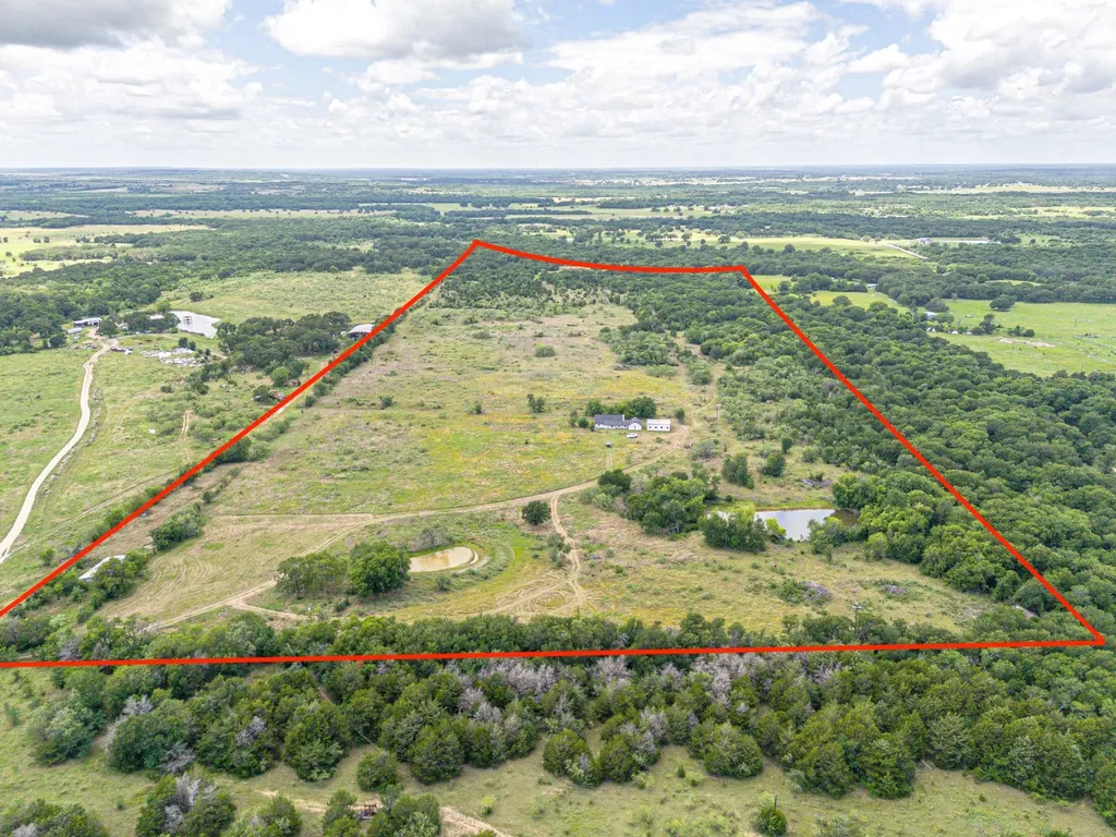 6222 SW County Road 0050 Corsicana TX 75110