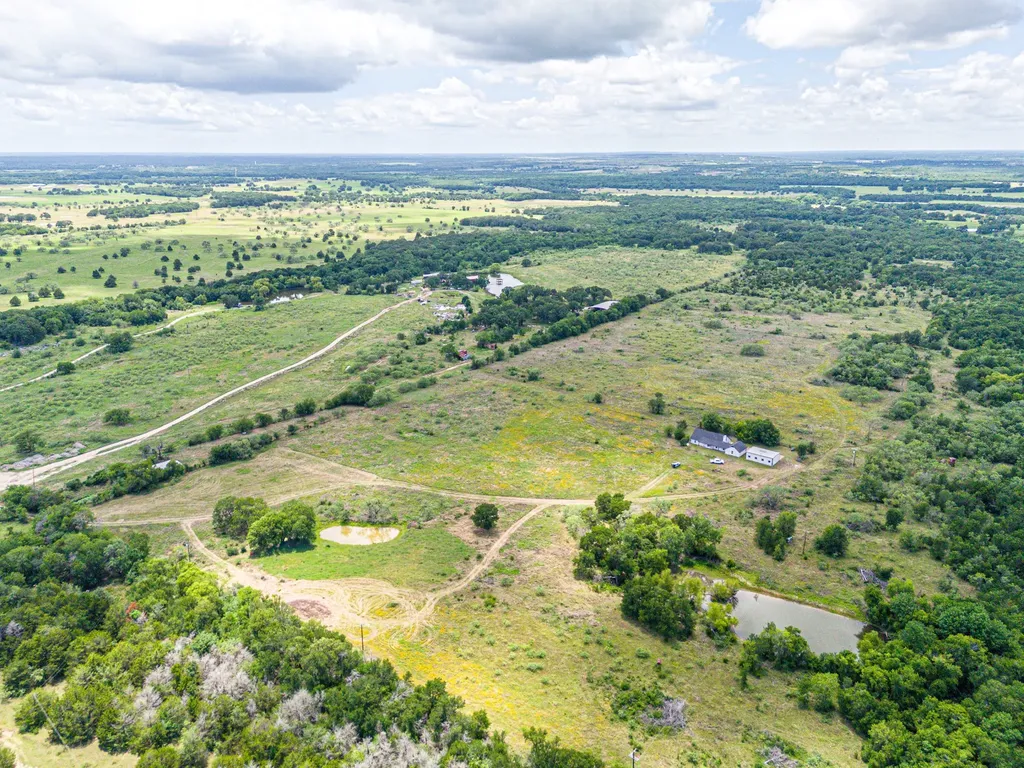 6222 SW County Road 0050 Corsicana TX 75110