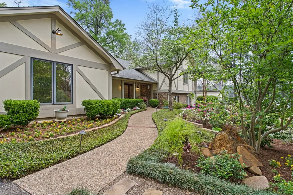 1513 Lake Park Circle Hideaway TX 75771