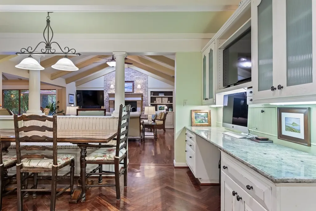 1513 Lake Park Circle Hideaway TX 75771