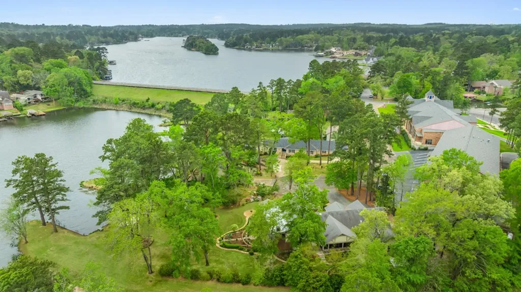 1513 Lake Park Circle Hideaway TX 75771