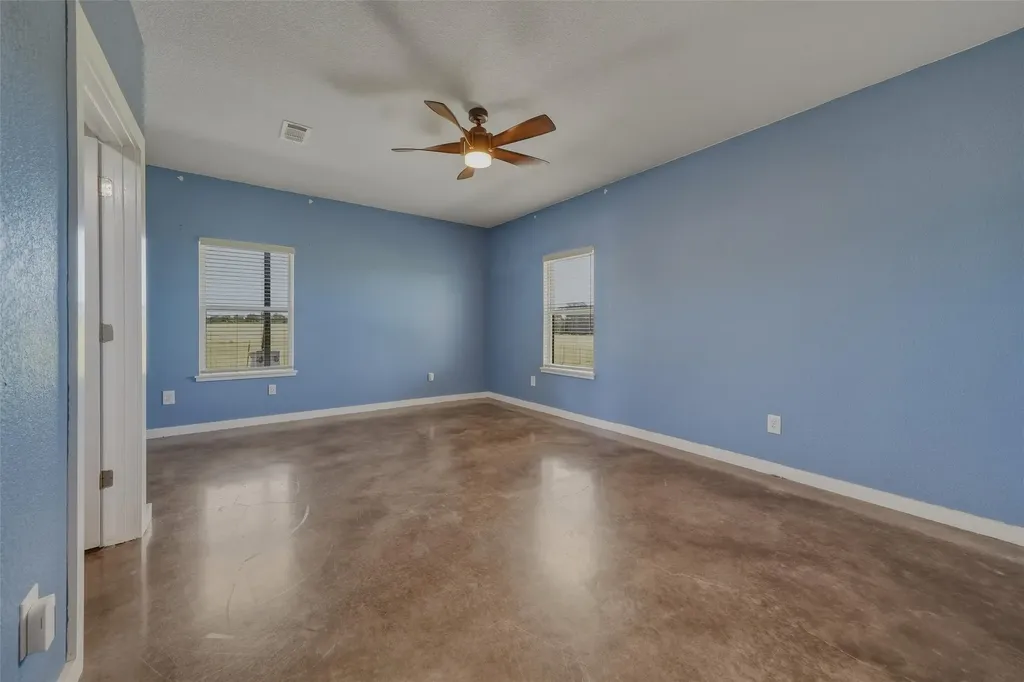 899 Bennett Road Millsap TX 76066