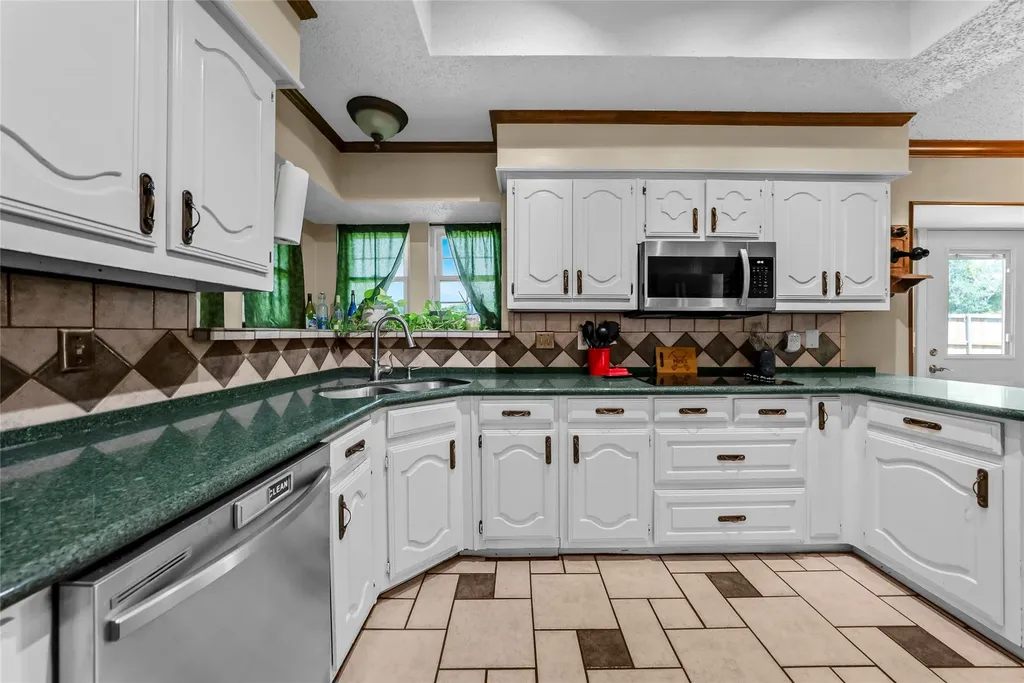 2341 Tamarisk Lane Plano TX 75023