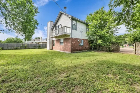 115 Turtle Cove Drive Elm Mott TX 76640