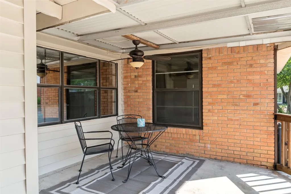1812 Arrow Lane Garland TX 75042