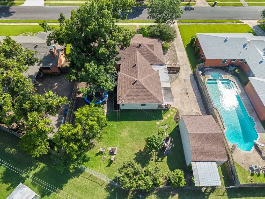 1812 Arrow Lane Garland TX 75042