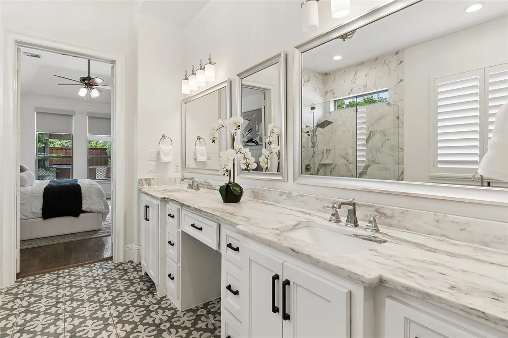 10215 Blackenhurst Lane Frisco TX 75033
