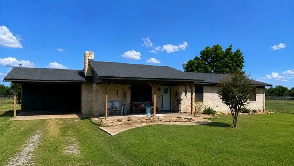 408 County Road 2200 Ivanhoe TX 75447