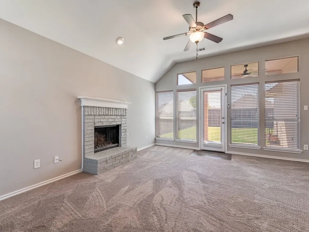 1909 Ridgecrest Drive Royse City TX 75189