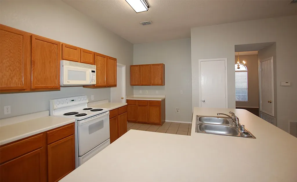 338 Bayberry Trail Forney TX 75126