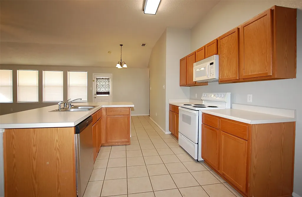 338 Bayberry Trail Forney TX 75126
