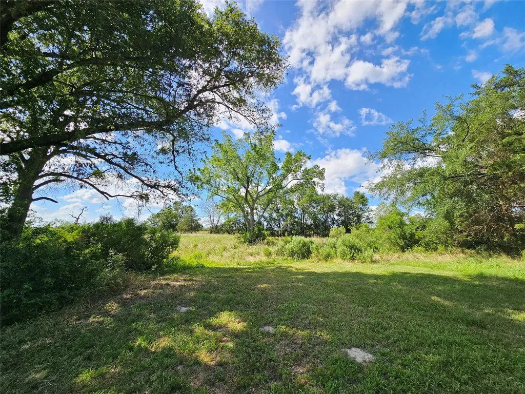 0 Fm 1861 Eustace TX 75124