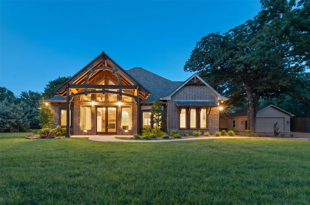 124 N Garza Road Shady Shores TX 76208