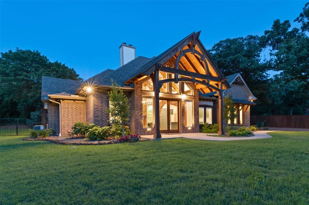 124 N Garza Road Shady Shores TX 76208