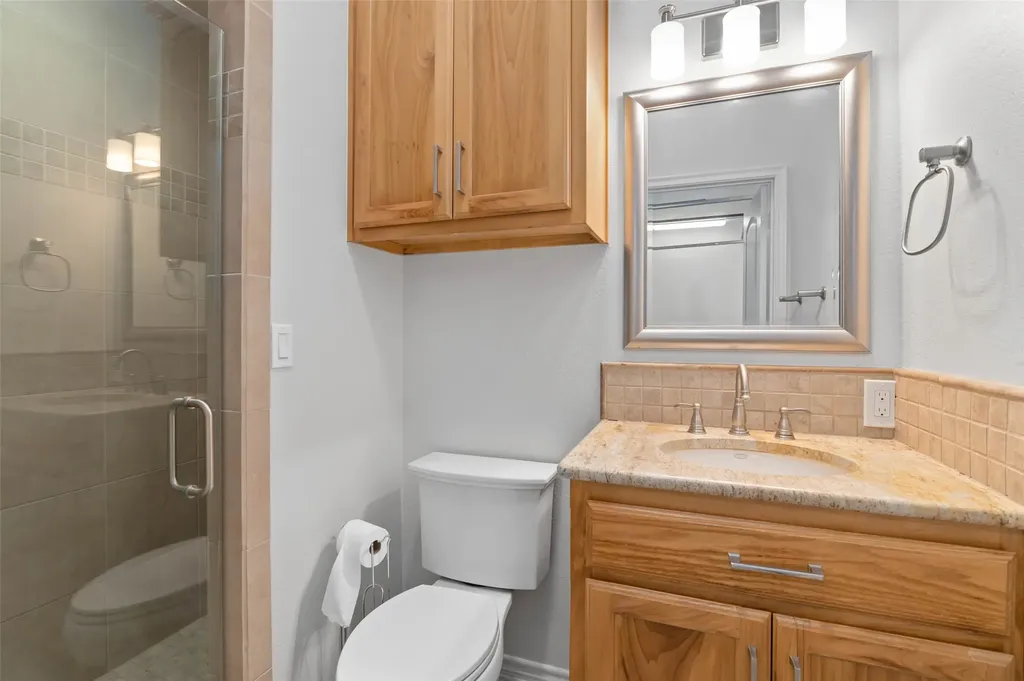 124 N Garza Road Shady Shores TX 76208