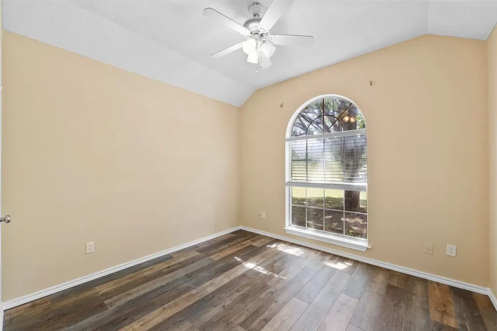 541 Bakers Branch Road Waxahachie TX 75167