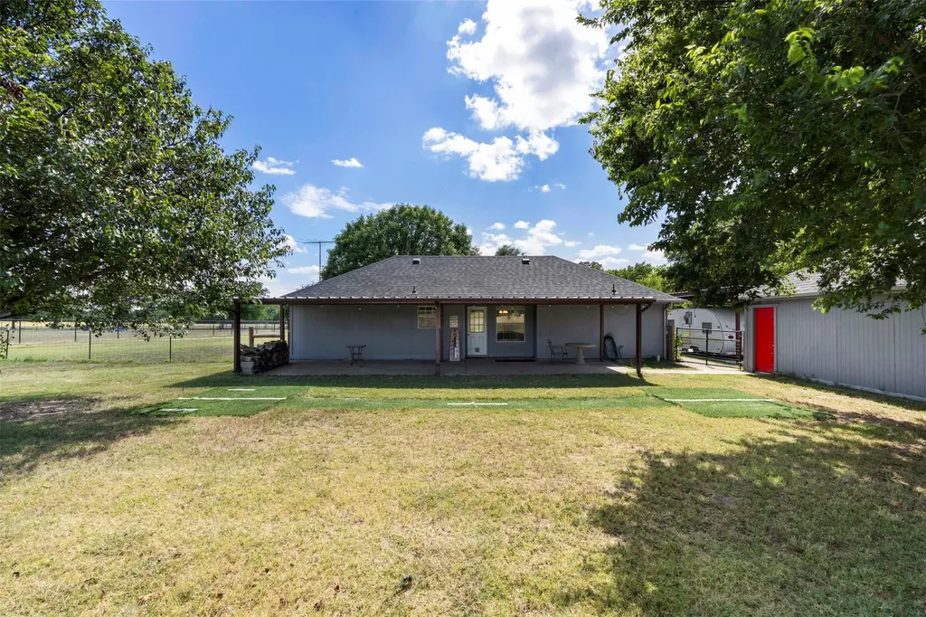 541 Bakers Branch Road Waxahachie TX 75167