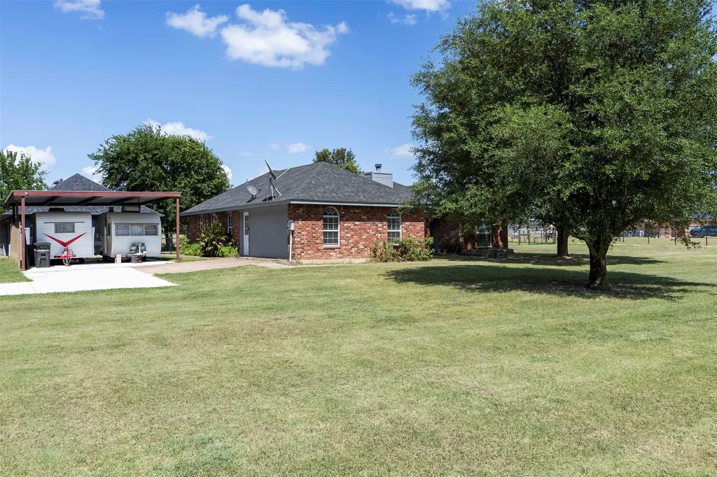541 Bakers Branch Road Waxahachie TX 75167