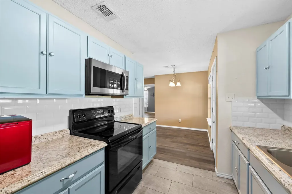 541 Bakers Branch Road Waxahachie TX 75167