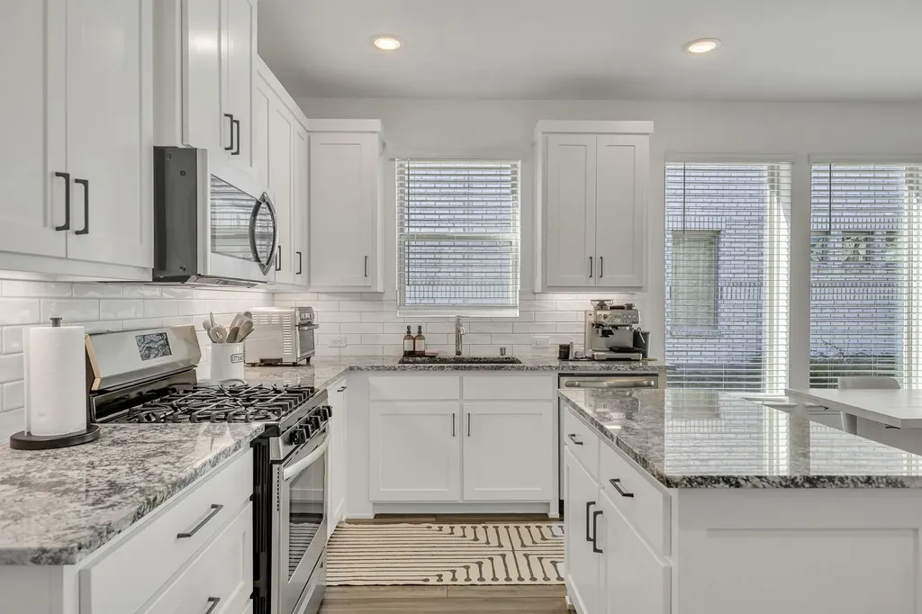 2654 Settlers Place Garland TX 75042