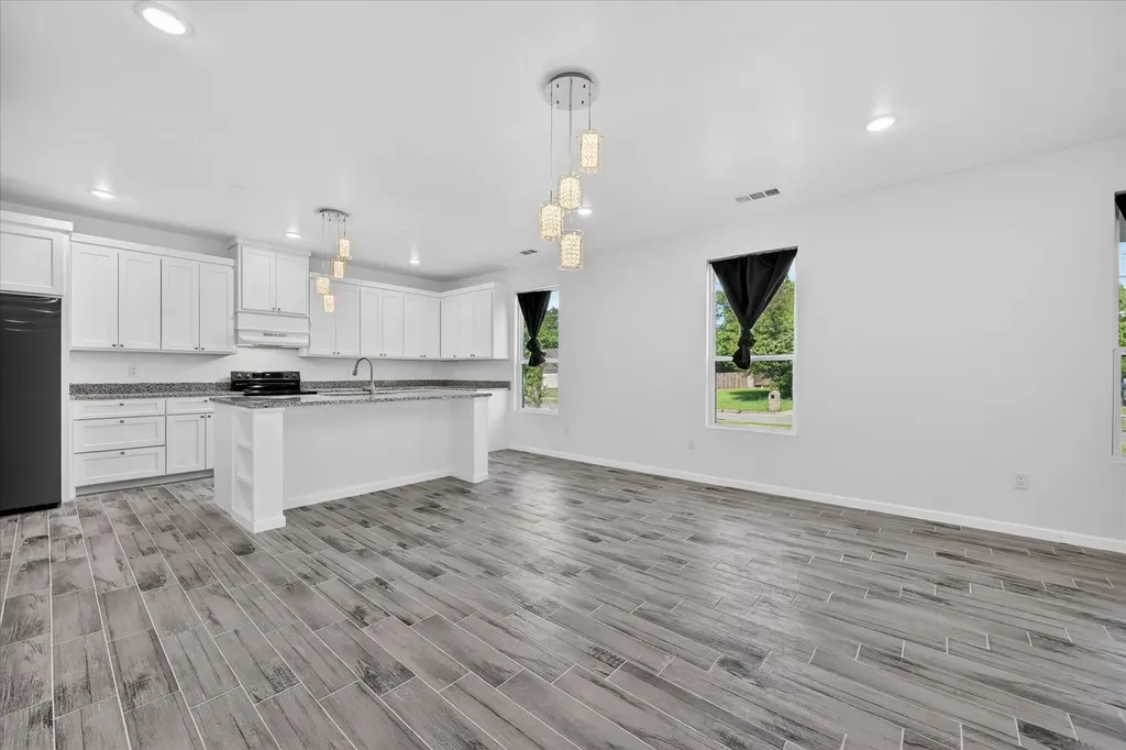 2902 Walnut Street Greenville TX 75401