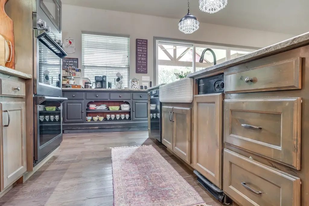 132 Miller Creek Lake Road Paradise TX 76073